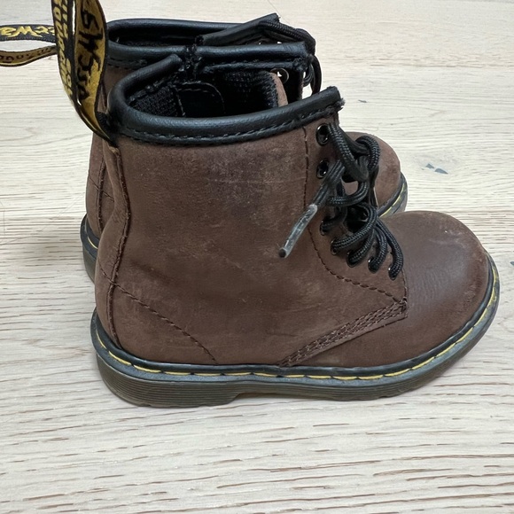 Dr Marten Infant Boots - Picture 1 of 7